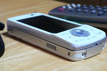 D903i