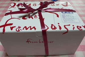 �t�����{���[�Y