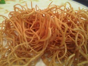皿うどんの麺