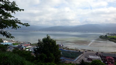�z�K��