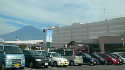 �C�I���x�m�{