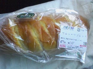 �p��