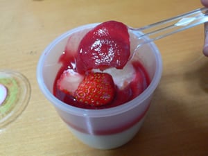 ふわふわイチゴレアチーズ