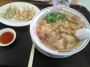 ラーメン餃子セット