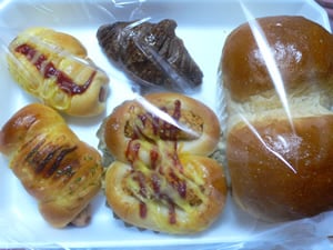 �p��