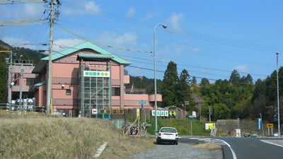 ���̉w�r�c��������X�i�s���邩��
