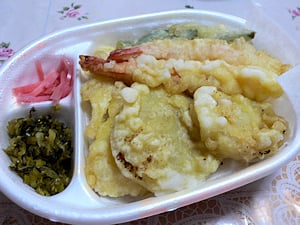 �V��