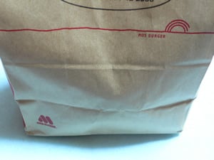 �J���[�`�L���o�[�K�[��H�ׂĂ݂܂���